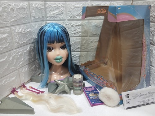 Bratz jade space - bratz,
