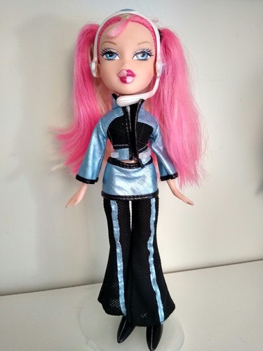 Bratz live concert - in, space