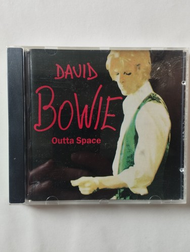 David bowie outta space live - david,