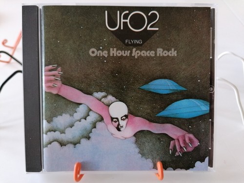 Ufo2 flying one hour space - one,